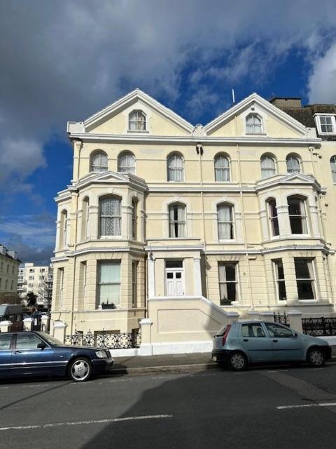 Appletree Hotel Eastbourne Eksteriør bilde